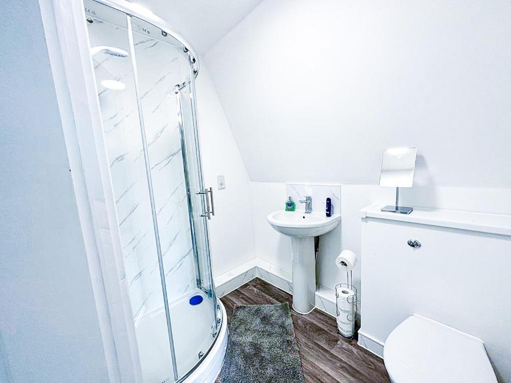 Lovely Studio Apartment Мейдстон Екстер'єр фото